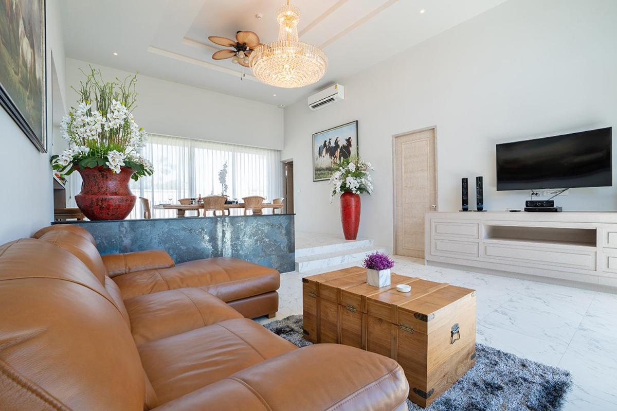 Gold Chariot Pool Villa, Phuket - Sha Plus Certified Bang Tao Plajı Dış mekan fotoğraf